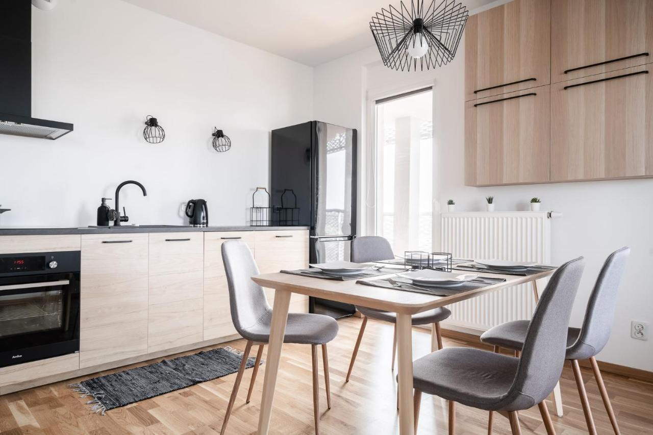 Rentplanet - Apartamenty Atal Tower Βρότσλαβ Εξωτερικό φωτογραφία