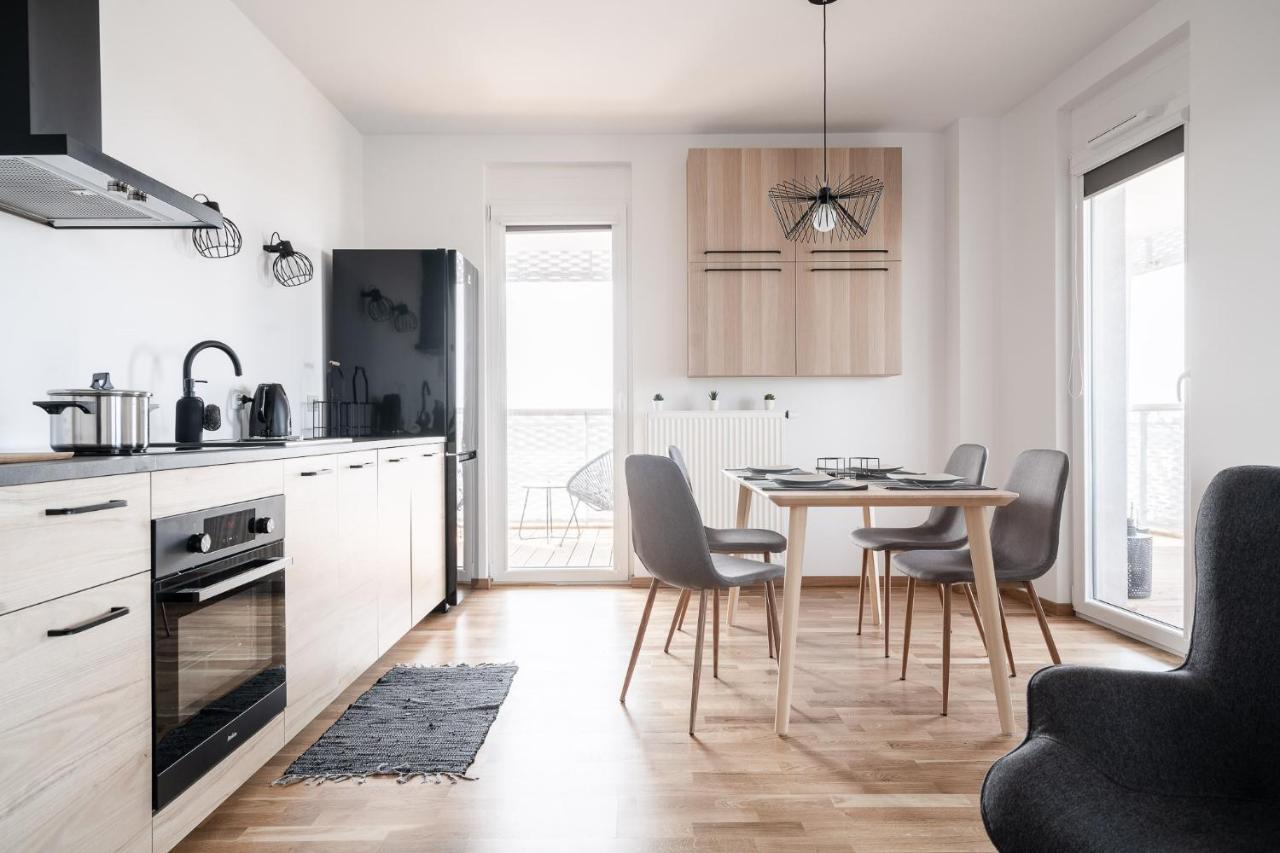Rentplanet - Apartamenty Atal Tower Βρότσλαβ Εξωτερικό φωτογραφία